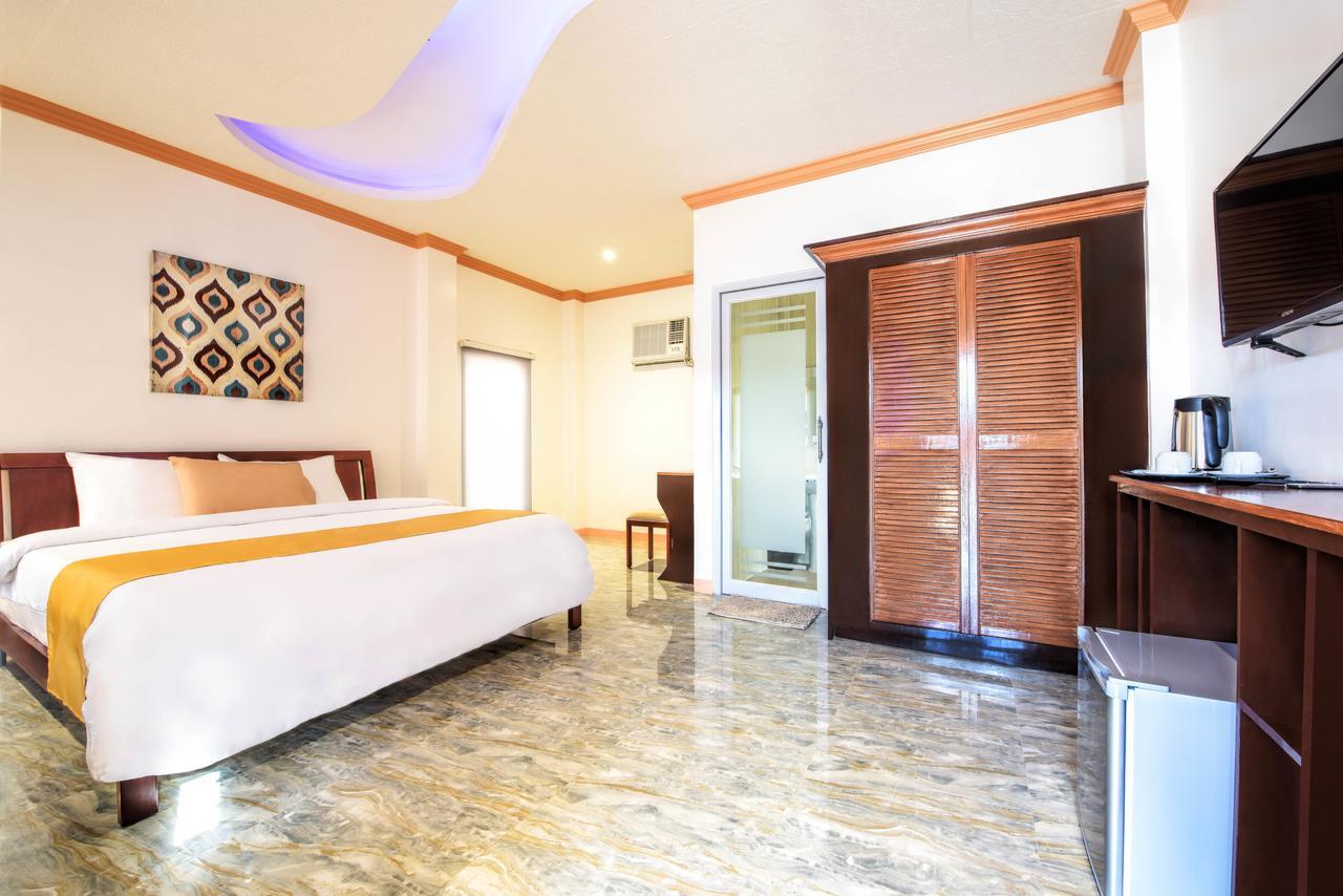 Kabaleyan Cove Resort Powered By Cocotel San Carlos  Экстерьер фото