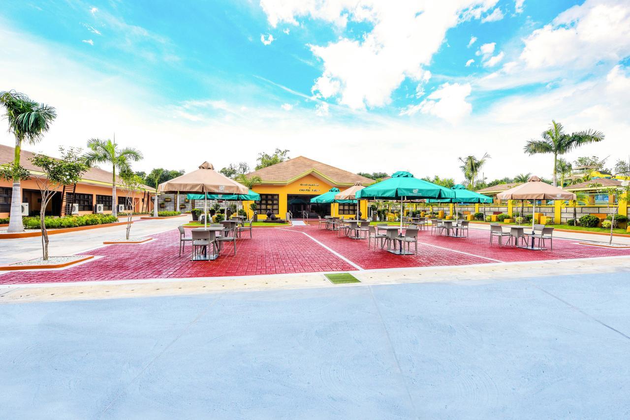Kabaleyan Cove Resort Powered By Cocotel San Carlos  Экстерьер фото